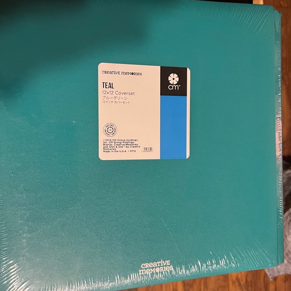 Creative memories 12x12 cover sets! $30 each plus shipping. - Picture 4 of 8